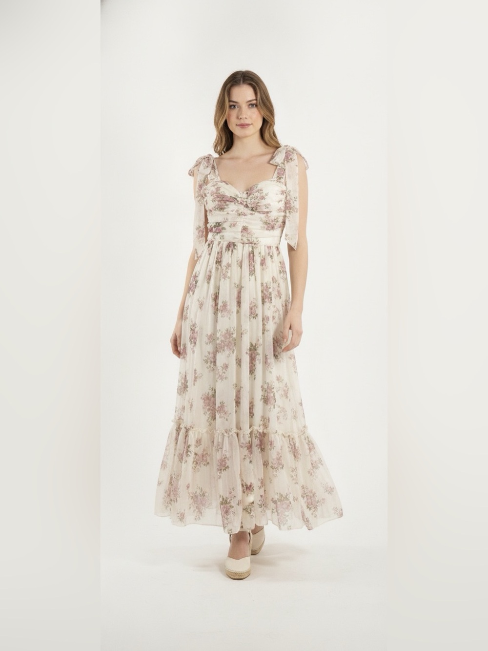 Premier Amour Floral Dress blends timeless romantic style with modern femininity